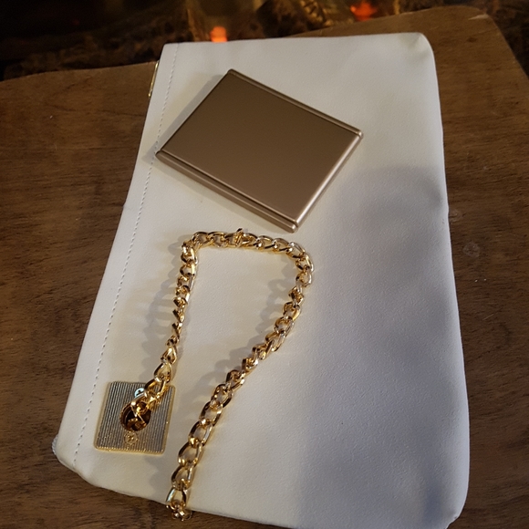 New Cosmetics Bag & Compact mirror - Picture 2 of 5